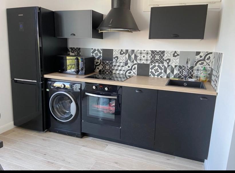 Ajaccio Magnifique T2 45M2 Neuf 5 Personnes Clim Wifi Stationnement Gratuit Centre Ville Plage A 300M Εξωτερικό φωτογραφία