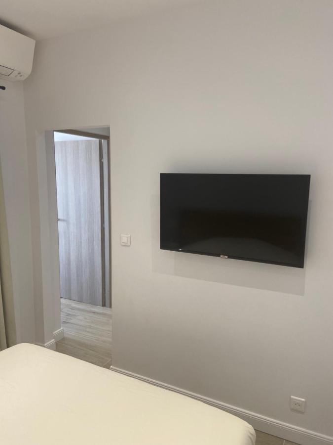 Ajaccio Magnifique T2 45M2 Neuf 5 Personnes Clim Wifi Stationnement Gratuit Centre Ville Plage A 300M Εξωτερικό φωτογραφία